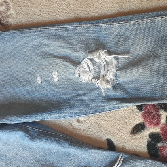 Vintage 90s Levi's 501 Distressed High Waisted Jeans 26X26 - Picture 5 of 17